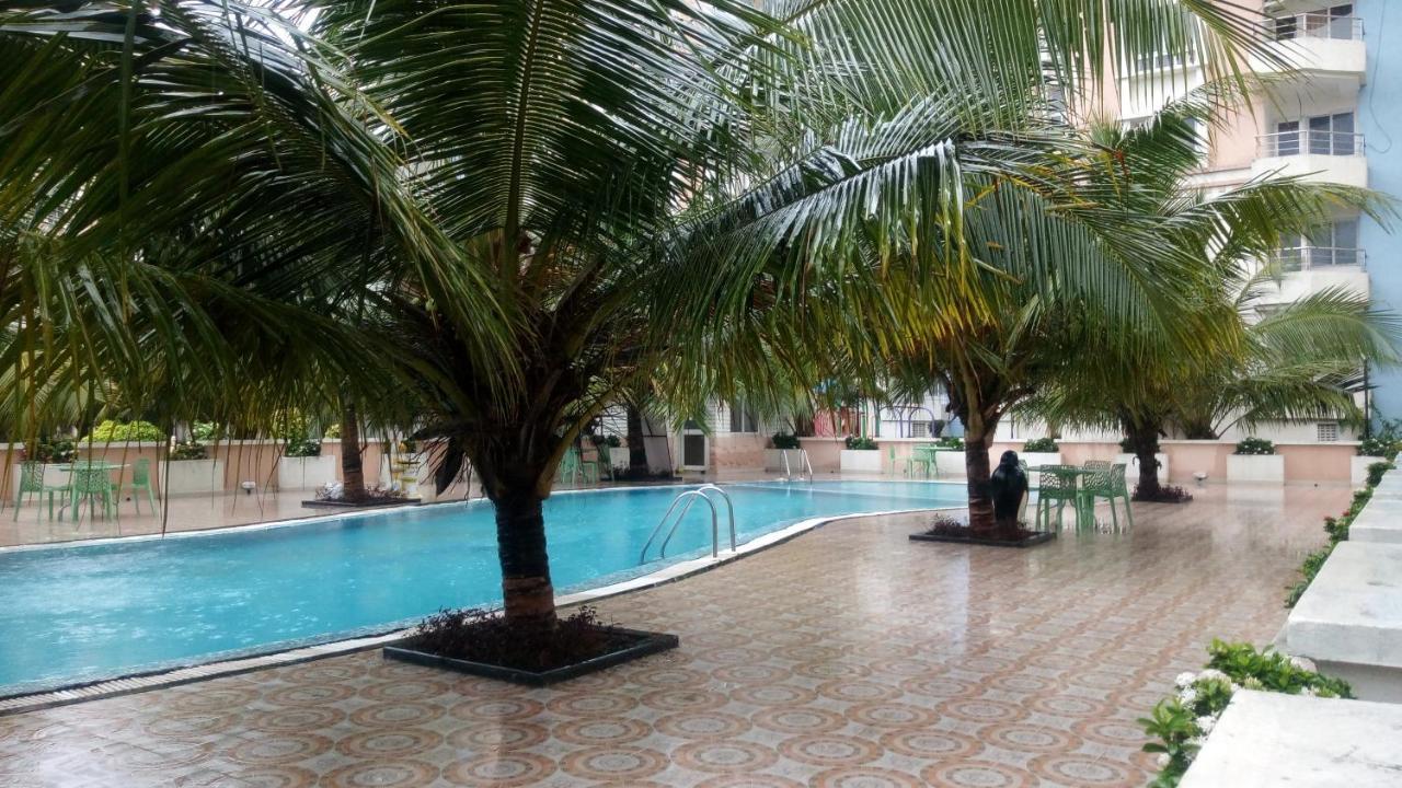 De Sea Apartments Пури Екстериор снимка
