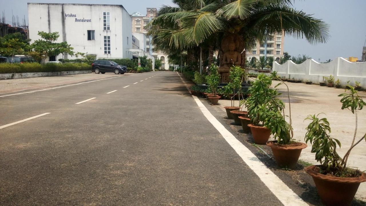 De Sea Apartments Пури Екстериор снимка